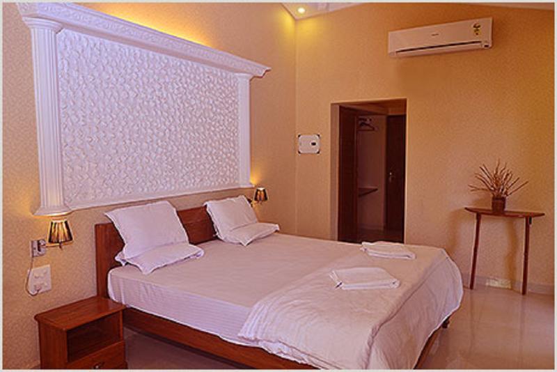 Casa De Cris Hotel Cavelossim Exterior photo